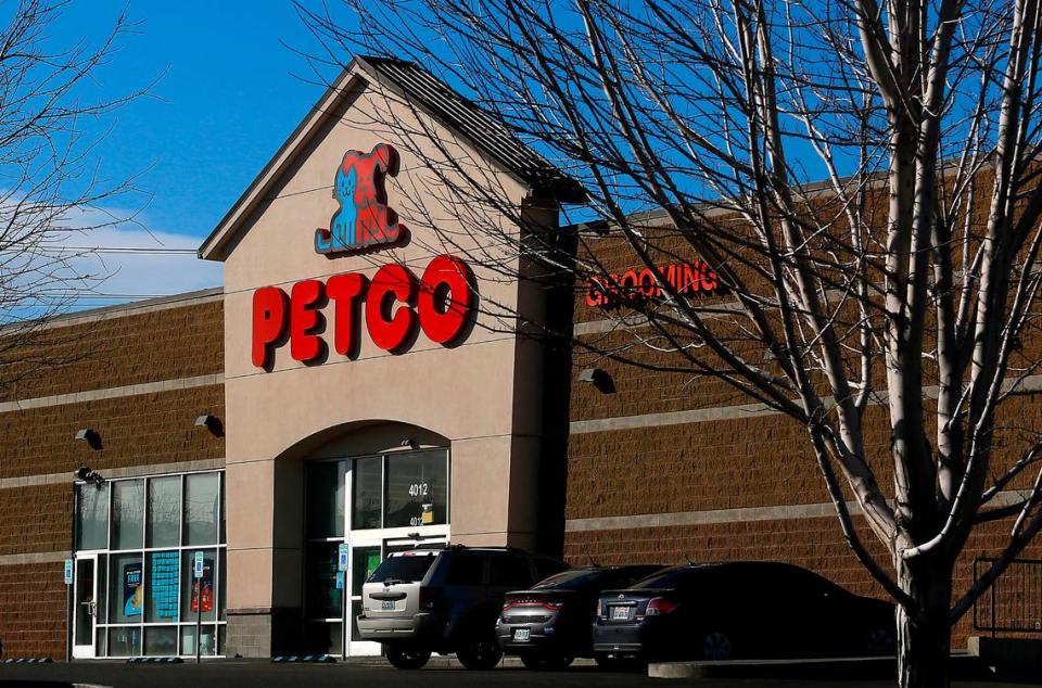 San Diego-based Petco confirmed it renewed the lease for its 15,855-square-foot standalone building at 4012 W. 27th Ave. for 10 years.