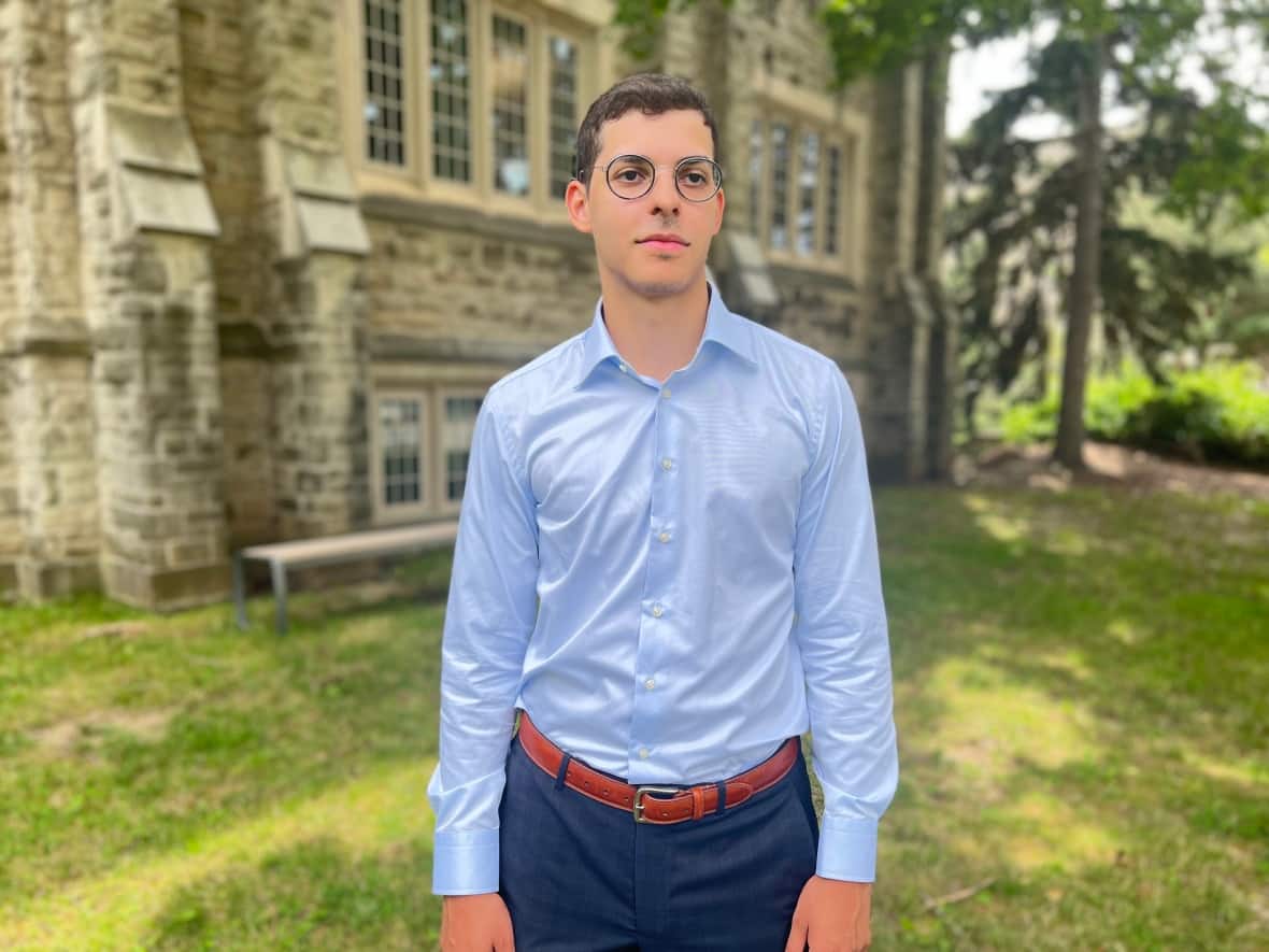 Ethan Gardner, president of the University Students' Council at Western University in London, Ont., has heard from a host of students this week since the school announced it was resuming a mask mandate and requiring a COVID-19 booster shot for everyone returning to campus. (Joe Daponte/CBC - image credit)