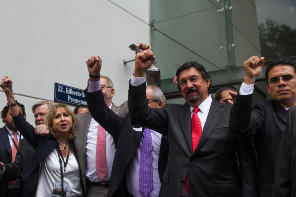 El día que Napoleón fue recibido como 'rock star' en el Senado de México