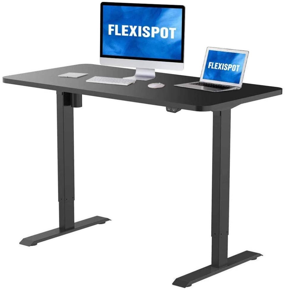 Find this <a href="https://amzn.to/3bsZGm7" target="_blank" rel="noopener noreferrer">Flexispot standing desk </a>for $280 at <a href="https://amzn.to/3bsZGm7" target="_blank" rel="noopener noreferrer">Amazon</a>. <br /><strong>Ratings</strong>: 4.5 stars<br /><strong>Reviews</strong>: More than 200