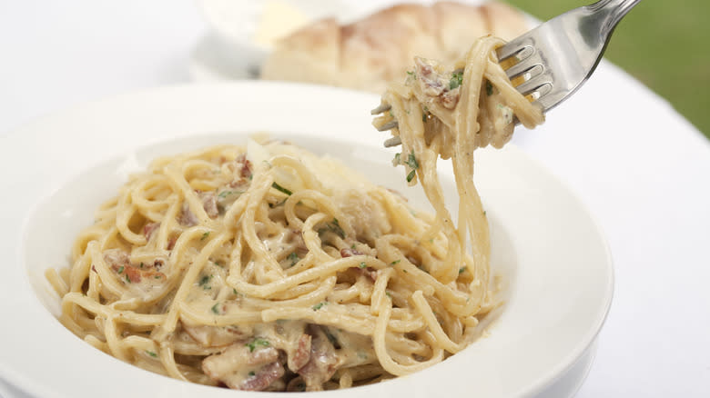 bowl of pasta carbonara