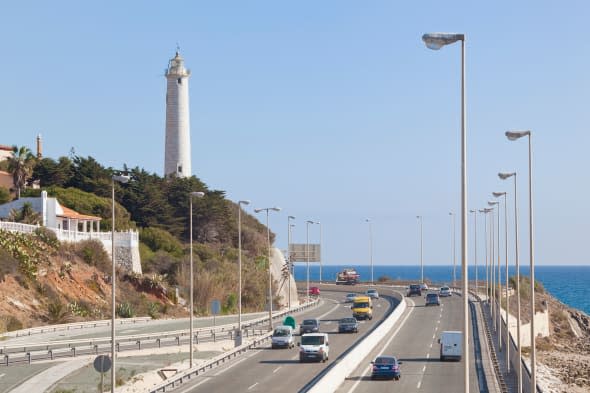 british tourists warned of highway robbers in spain