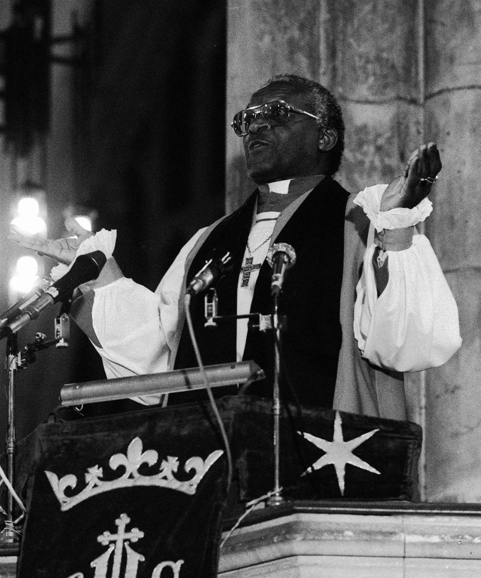 Desmond Tutu preaching at Holy Trinity Church, Hull (John Giles/PA) (PA Wire)