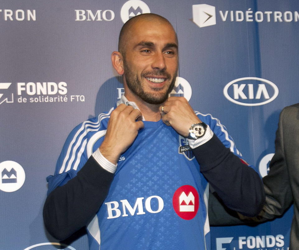 Marco Di Vaio avec le chandail de l'Impact de Montréal (PC)