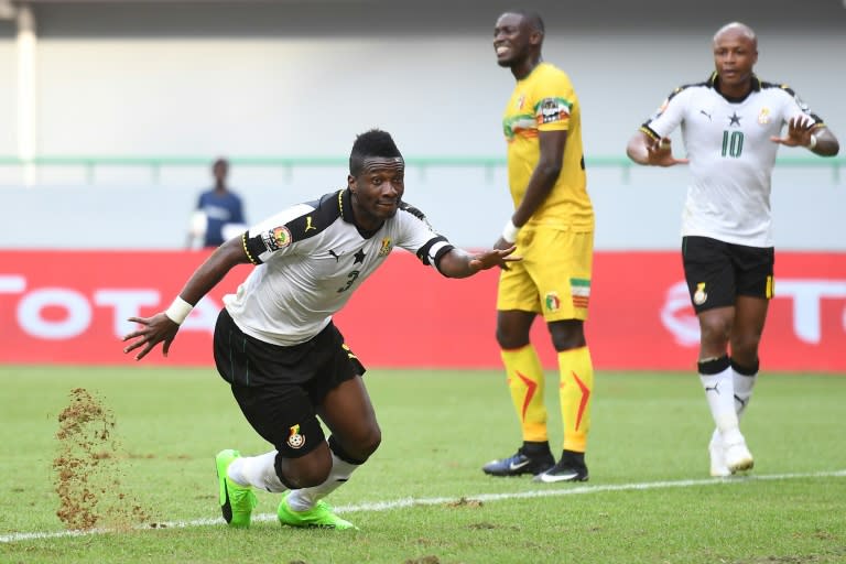 Ghana's forward Asamoah Gyan celebrates after scoring a goal against Mali in Port-Gentil on January 21, 2017