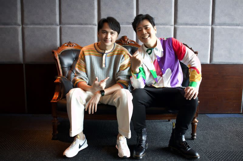 ▲陳建瑋（左）為邵大倫製作單曲〈變身〉入圍最佳單曲製作人獎。（圖／這虎音樂提供）