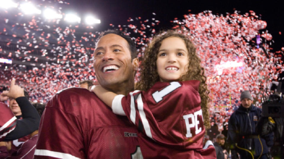 Dwyane Johnson and Madison Pettis in The Game Plan.