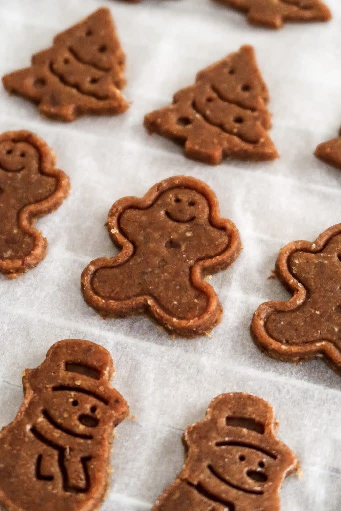 <p>These vegan speculoos cookies banish refined sugar and oil, but are filled with spices, flax seed, and citrus zest for a flavor-packed punch. They make adorable holiday gifts and pair perfectly with a hot, cozy beverage.</p><p><em><a href="https://sarahsveganguide.com/vegan-speculoos-cookies" rel="nofollow noopener" target="_blank" data-ylk="slk:Get the recipe from Sarah's Vegan Guide »;elm:context_link;itc:0;sec:content-canvas" class="link ">Get the recipe from Sarah's Vegan Guide »</a></em> </p>