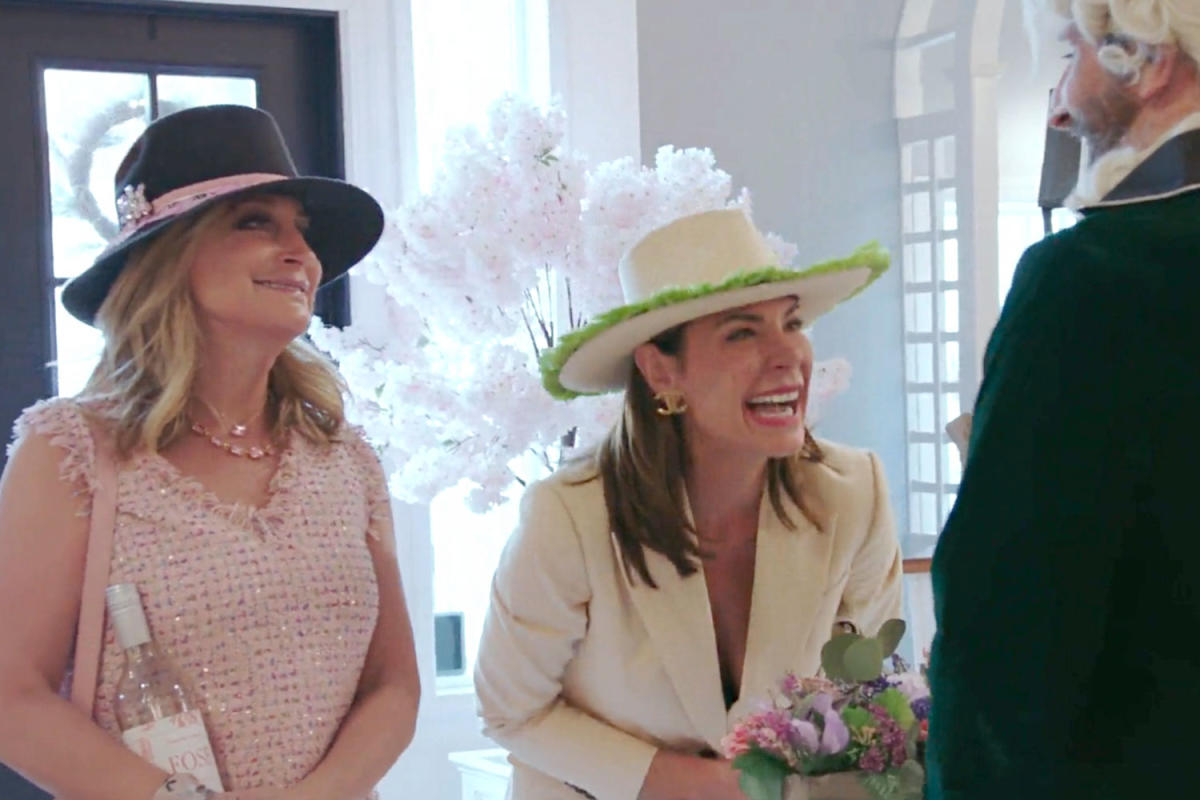 Luann de Lesseps and Sonja Morgan are back! First look at Luann and ...