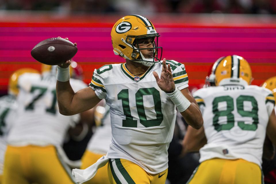 Green Bay Packers quarterback Jordan Love looks to throw during game against the Atlanta Falcons, Sunday, Sep. 17, 2023, in Atlanta. | Danny Karnik, Associated Press