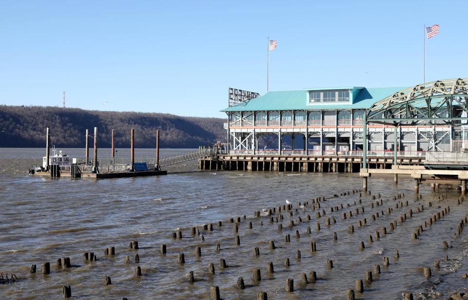 X20 Xaviars on the Hudson commands a picturesque view from the Yonkers City Pier. Photographed March 2021.