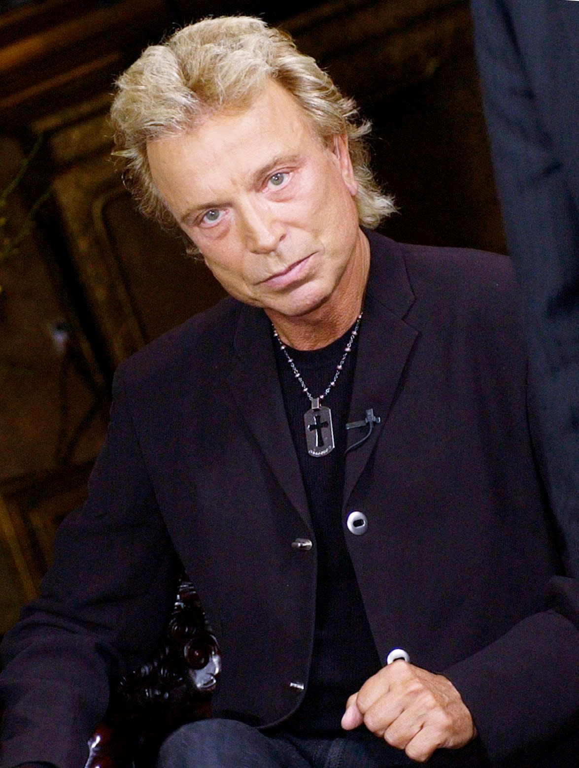 Siegfried Fischbacher Dead Siegfried & Roy Magician Dies at 81