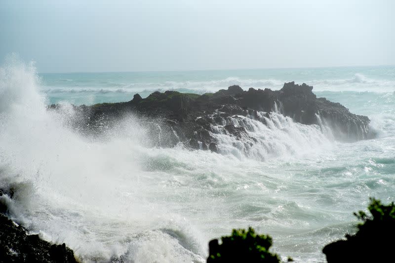 Hurricane Teddy approaches Bermuda