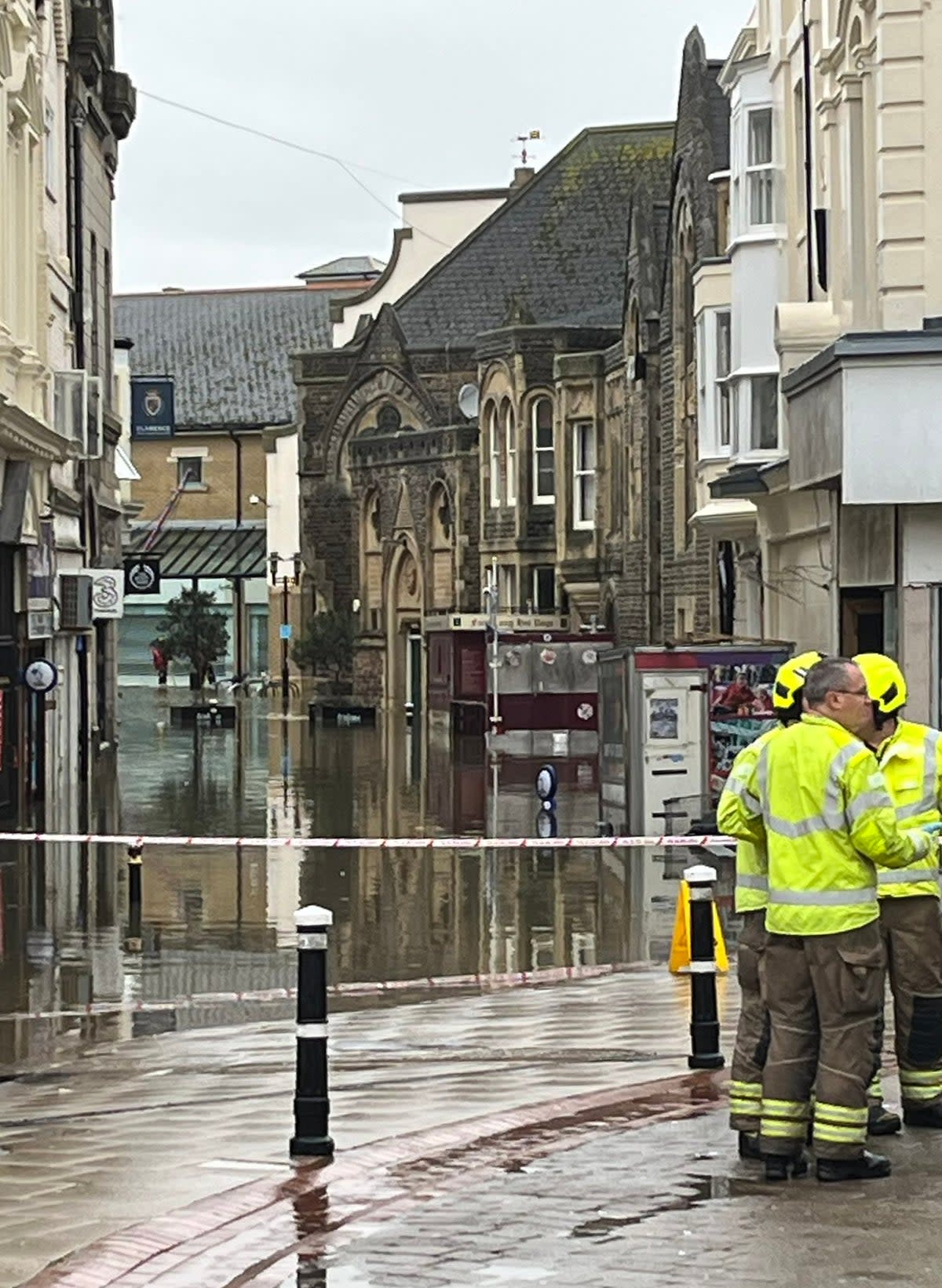 Emergency services were called in to deal with the flooding in Hastings (PA)
