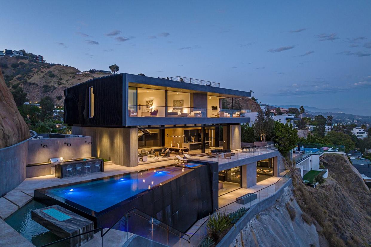 EXCLUSIVE: Edwin Castro the $2 Billion Powerball Winner Buys Rakish Hollywood Hills Mansion