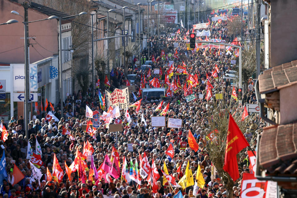 SNCF, RATP, essence… À une semaine du 7 mars à quoi s’attendre pour cette journée noire (Photo de la mobilisation contre la réforme des retraites le 16 février 2023)