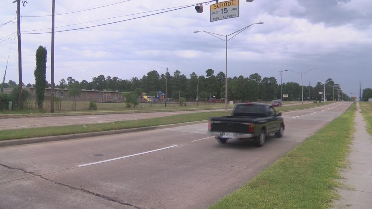 Resolution opposing speed camera ban sent back to committee by Caddo Commissioners