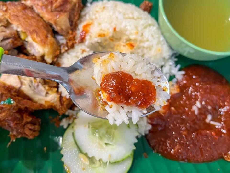 Fiie's Cafe - Nasi Ayam Goreng rice