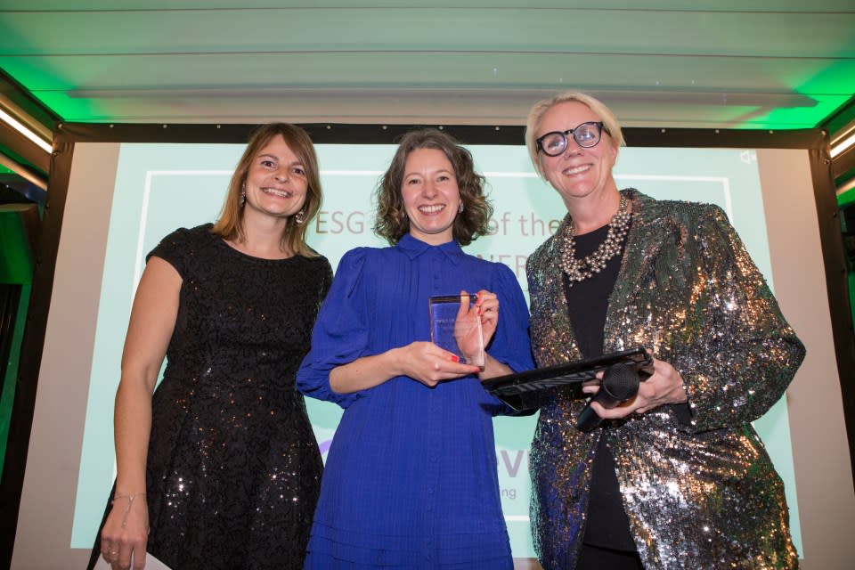 Start Up of the Year Award sponsored by Innovate Finance goes to Omnevue . From left to right Janine Hirt, winner Clare Butler of Omnevue and Julia Streets, Awards Host