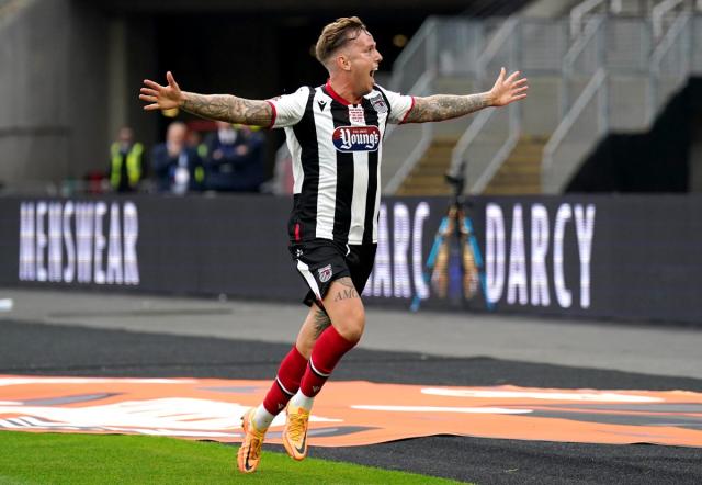 Grimsby back in Football after extra-time win