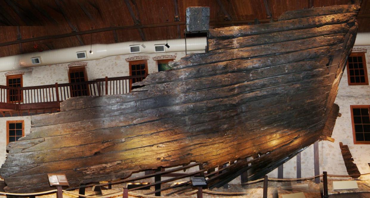 <span class="caption">Panoramic view of the Batavia ship exterior oak planking. </span> <span class="attribution"><a class="link " href="https://journals.plos.org/plosone/article?id=10.1371/journal.pone.0259391" rel="nofollow noopener" target="_blank" data-ylk="slk:Patrick E. Baker/Western Australian Museum;elm:context_link;itc:0;sec:content-canvas">Patrick E. Baker/Western Australian Museum</a></span>