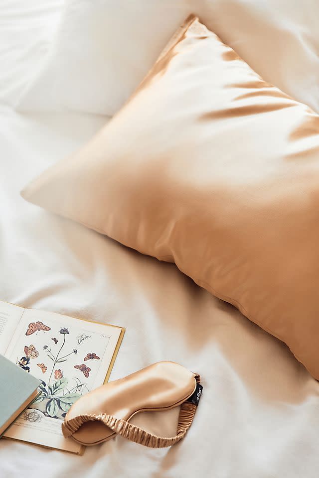 17) Silk Pillowcase