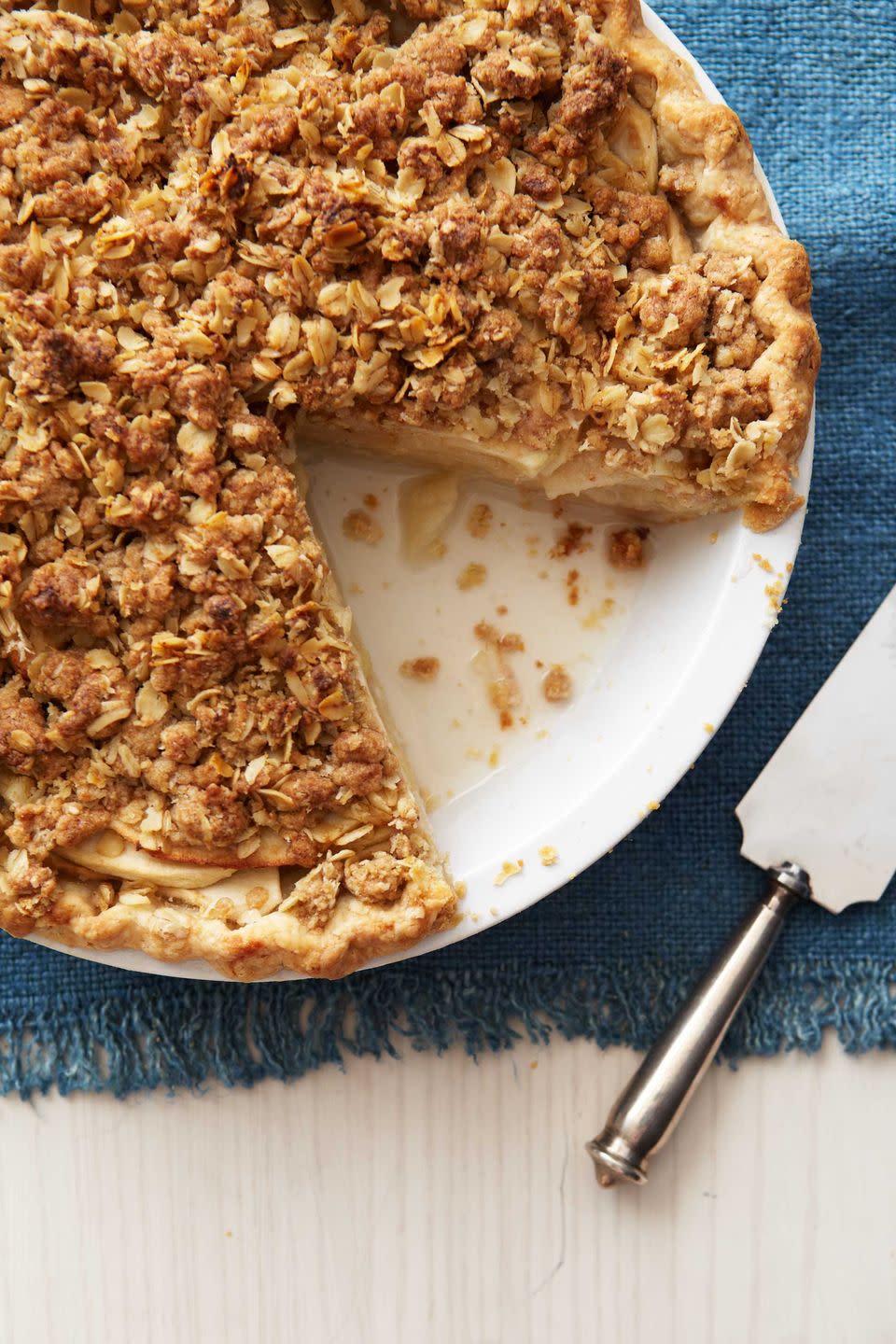 Apple-Cheddar Crumble Pie