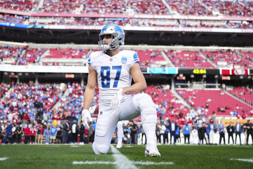 Sam LaPorta #87 of the Detroit Lions 