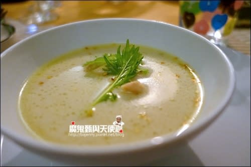 《捷運板南線/市政府站美食》屋頂上的貓食堂(貓私廚)．台北最難訂位的無菜單料理