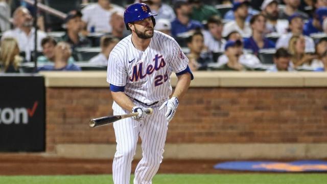 Mets acquire Ruf from Giants