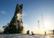 The Soyuz MS-07 spacecraft rests on its launchpad shortly before the blast off with International Space Station (ISS) crew members Norishige Kanai of Japan, Anton Shkaplerov of Russia and Scott Tingle of the U.S. at Baikonur Cosmodrome, Kazakhstan December 17, 2017. REUTERS//Shamil Zhumatov