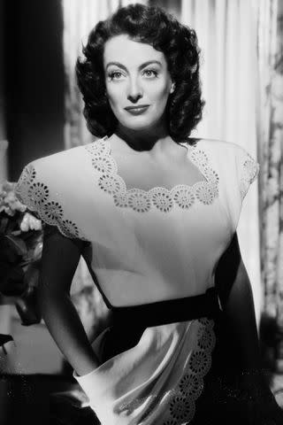 <p>Bert Six/John Kobal Foundation/Getty</p> Joan Crawford, circa 1944