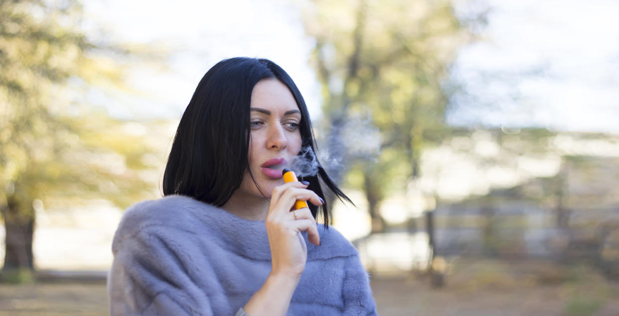 El número de estudiantes de secundaria que vapean cannabis ha crecido tanto entre los que lo hacen de forma frecuente. (Foto: Getty images)