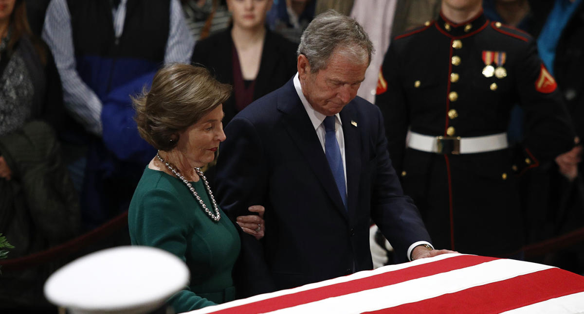 File:President George W. Bush and Laura Bush are Surrounded by