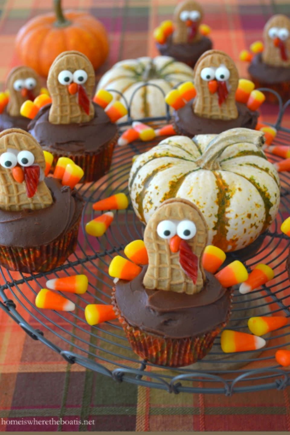 Chocolate Nutter Butter Turkey Cupcakes