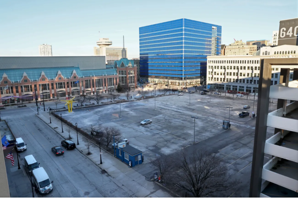 A city-owned site on downtown Milwaukee's west side is again being touted for development plans.