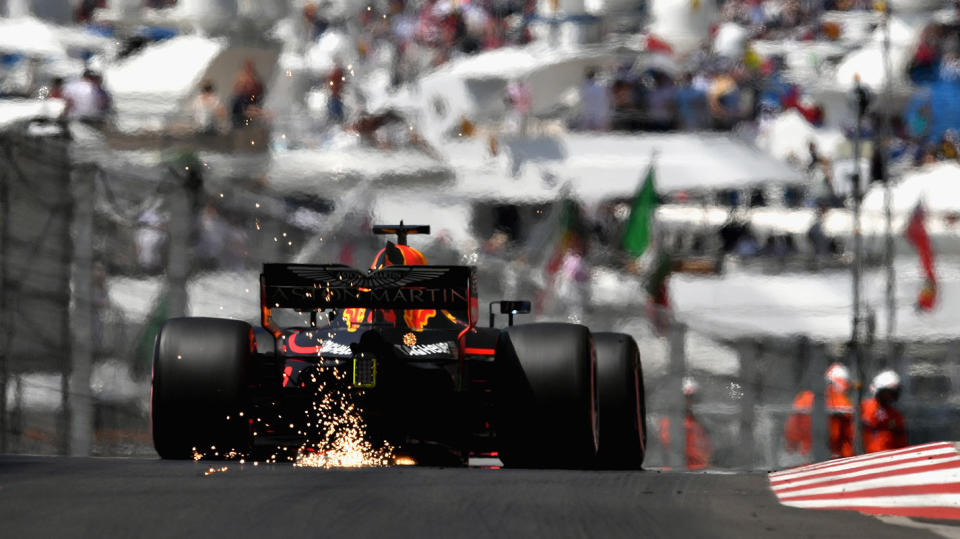 摩納哥GP自由練習三Ricciardo最快Verstappen撞車