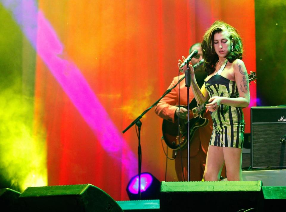 Amy Winehouse, final performance, June 18, 2011