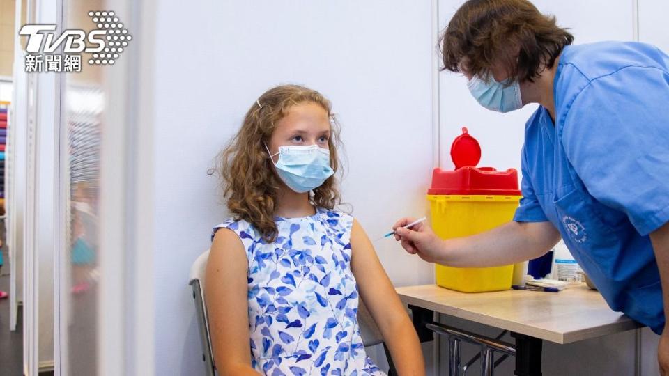 美國伊利諾州最快在下週三就會展開5到11歲兒童的新冠疫苗施打。（示意圖／達志影像美聯社）