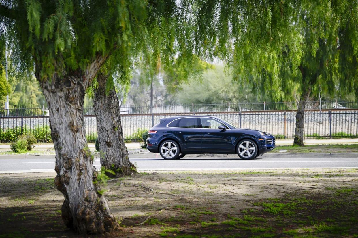 2024 porsche cayenne