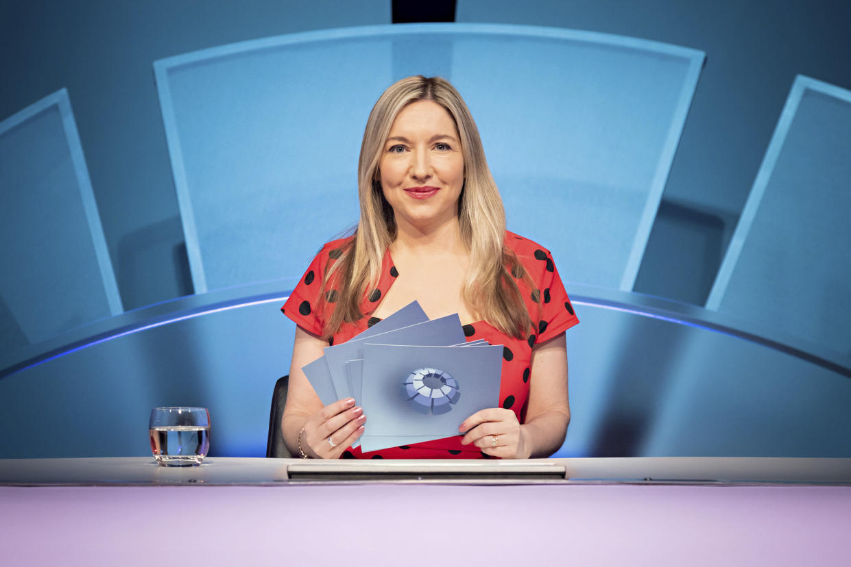 Only Connect S17,13-07-2021,Only Connect S17 - Presenter Generics,Presenter Generics,Victoria Coren Mitchell,Picture shows: Victoria Coren Mitchell ,Parasol Media Limited,Rory Lindsay