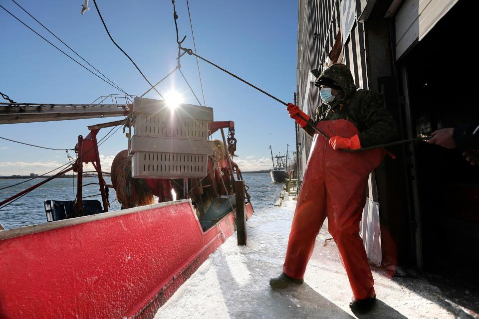 New Bedford currently has no local voice representing it on the New England Fisheries Management Council. The mayor is urging Gov. Charlie Baker to change that.