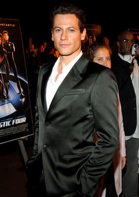 Ioan Gruffudd at the New York premiere of 20th Century Fox's Fantastic Four