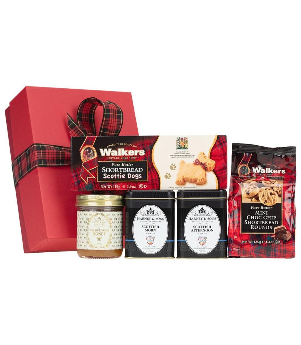 <p><a href="https://go.redirectingat.com?id=74968X1596630&url=https%3A%2F%2Fwww.harney.com%2Fproducts%2Fscottish-gift&sref=https%3A%2F%2Fwww.bestproducts.com%2Flifestyle%2Fg60199546%2Fgrandmacore-gifts%2F" rel="nofollow noopener" target="_blank" data-ylk="slk:Shop Now;elm:context_link;itc:0;sec:content-canvas" class="link ">Shop Now</a></p><p>Scottish Gift Set</p><p>Harney and Sons</p><p>$45.95</p>