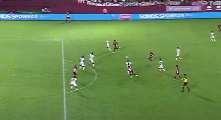 Ya salió el zurdazo de Esquivel que se transformará en el 2-0 de Lanús ante San Lorenzo: gran gol del zurdo