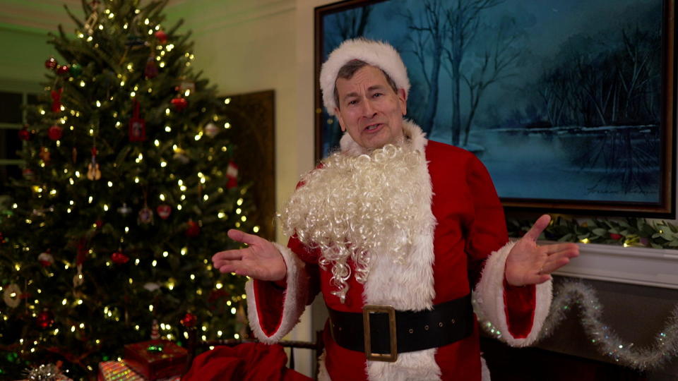 Techno Claus (a.k.a. David Pogue) is back with his holiday gift suggestions for lovers of gadgets.  / Credit: CBS News