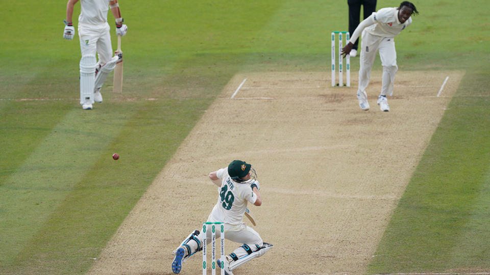 Steve Smith was struck on the neck. (Photo by Jed Leicester/Getty Images)