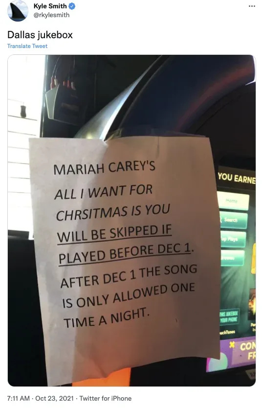 Wirbel um Bar, die Mariah Careys Weihnachtssong verbietet