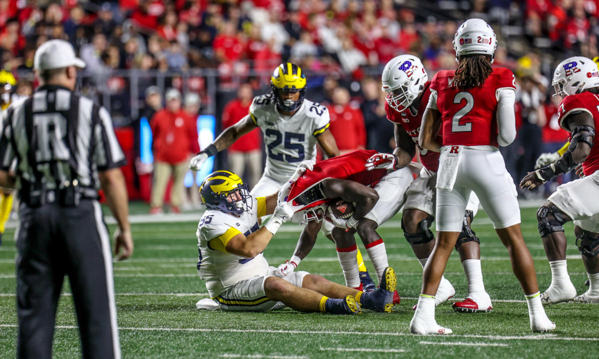 Four Michigan football players who should break out in 2023 thumbnail