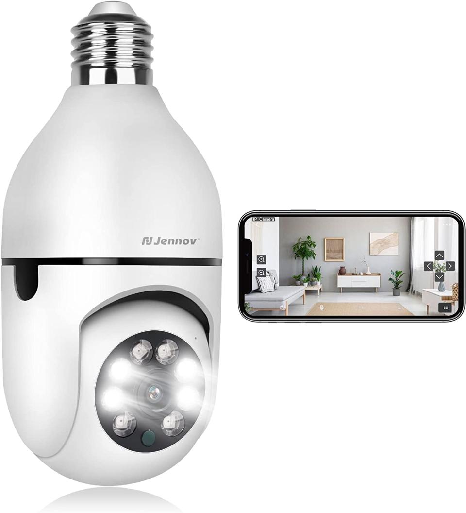 the jennov light bulb camera